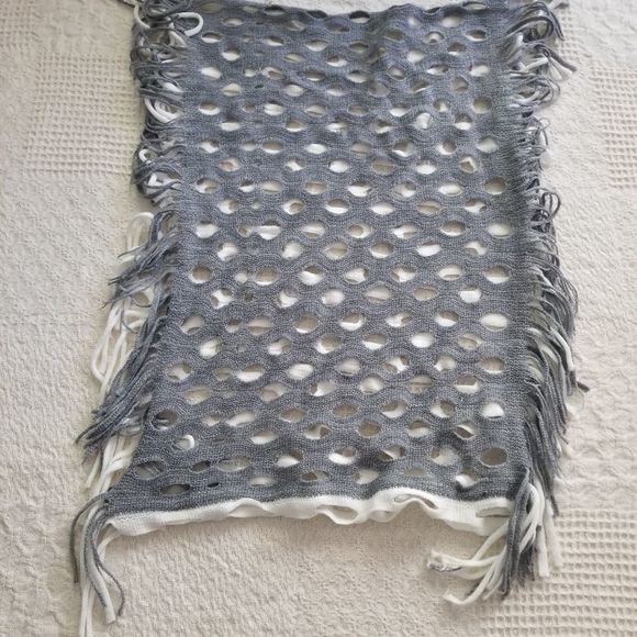 Boho Grey and White Cutout Hole Infinity Fringe Scarf - Picture 3 of 4